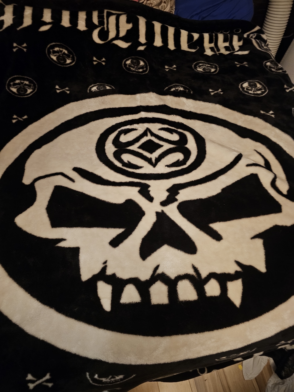 MAUI BUILT Blanket